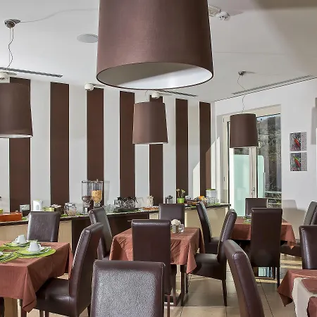 Nocleg ze śniadaniem De Maria House SantʼAgata sui Due Golfi