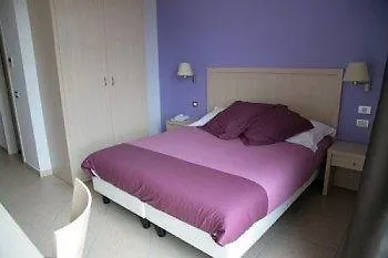 Nocleg ze śniadaniem De Maria House 4*