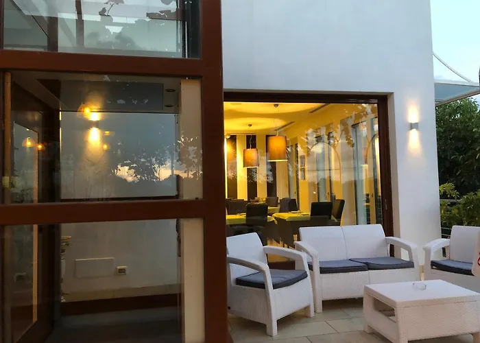 De Maria House
