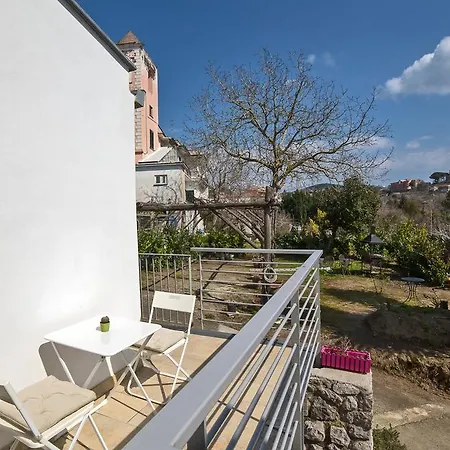 Bed & Breakfast De Maria House 4*