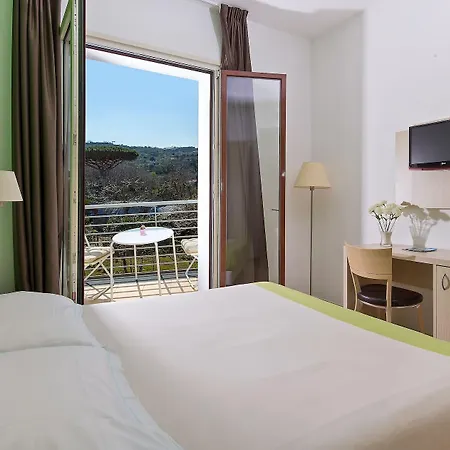 De Maria House Bed & Breakfast 3*