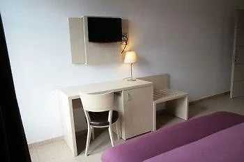 De Maria House 3*